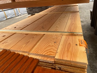 Ca. 90x Douglas Veer en Groef, 18x185mm, lengte 400cm